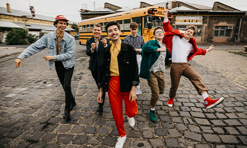 Carson Coma "Lesz, Ami Lesz" | Gold Record