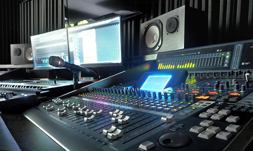 Könnyebb lett a magyar reklámokhoz és filmekhez jó magyar dalokat találni | Gold Record