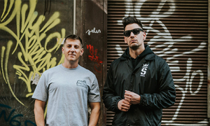 Bárcsak minden húszéves ilyen lehetne! Jubileumi minialbum és klipek a Hősöktől! | Gold Record