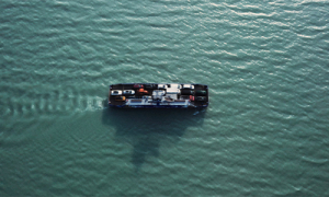 Áthajózhatnánk - itt az új New Level Empire klip | Gold Record