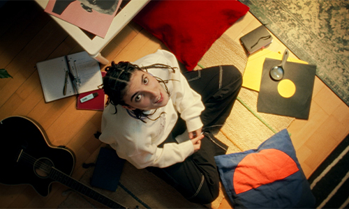 Megjelent az X-Faktor győztesének első klipje és dala | Gold Record