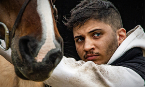 Izgalmas hangzás, török jegyek és őszinteség Kiss Kevin új dalában | Gold Record
