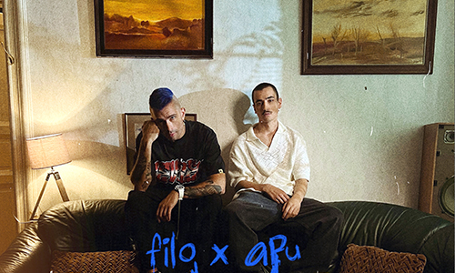 Itt van Filo és Apu közös dala, a seholse | Gold Record