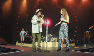 „Ha elhagyom a város tábláját, már honvágyam van”: megjelent Szikora Róbert és Paulina duettje, a Budapest felett | Gold Record