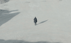 „Mindig visszatérek e földre, ugyanúgy az a kisfiú néz a tükörben” - Megjelent Caramel legújabb dala | Gold Record