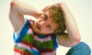 Táncolható szomorkodás a hóban: megérkezett Majré legújabb dala  | Gold Record