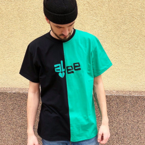 Alee - Prémium logós póló