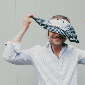 Sötét Villám Kendő 