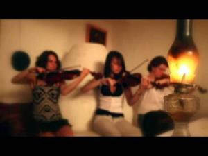 HONEYBEAST – Portugál | Gold Record