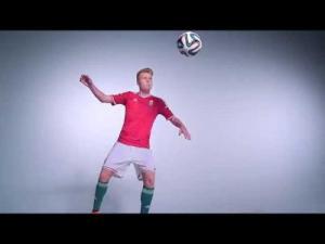 HONEYBEAST – Hazai Pálya | Gold Record