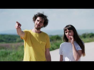 HONEYBEAST – Utazó | Gold Record