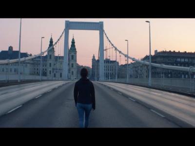 HONEYBEAST X CARAMEL – Túlélő | Gold Record