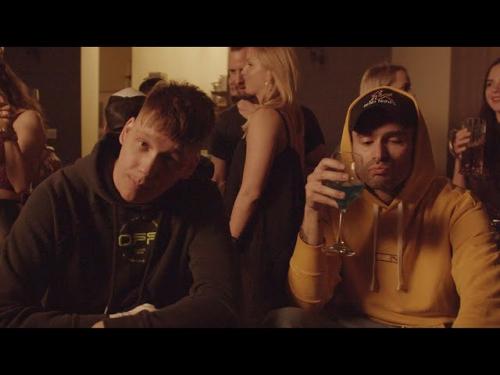 MANUEL feat. APU – Átmennék | Gold Record