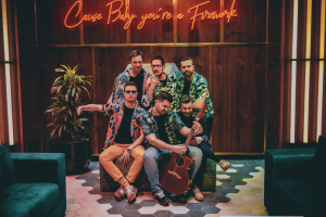 Lóci játszik | Gold Record